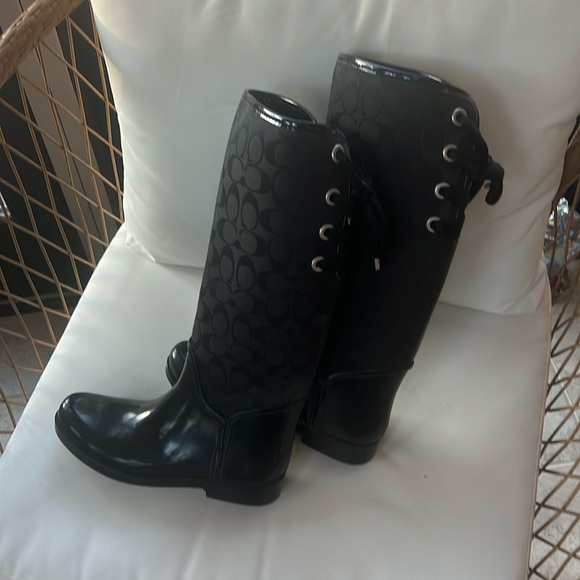 Coach Rain Boots - Picture 1 of 1